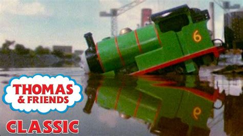 Percy Takes A Dip Kids Cartoon Thomas And Friends Cartoons Official