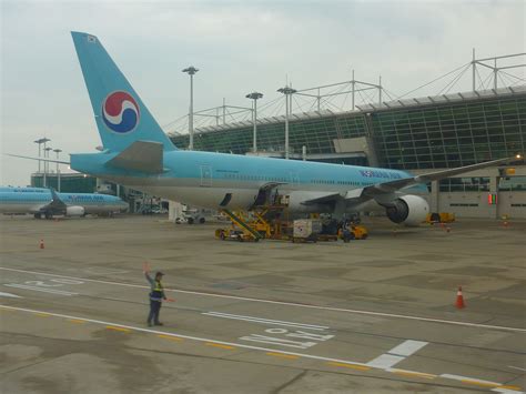 Review of Korean Air flight from Busan to Seoul in Economy