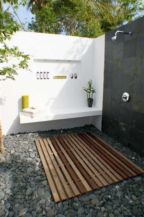 66 Outdoor Bathroom Designs That You Gonna Love Digsdigs