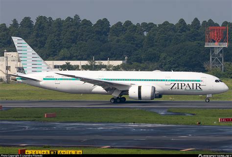 JA825J ZIPAIR Tokyo Boeing 787 8 Dreamliner Photo By Lisandro Pitowski