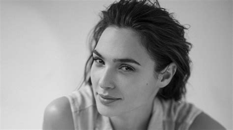 Gal Gadot De Vuelta A La Acción Con Agente Stone Gq