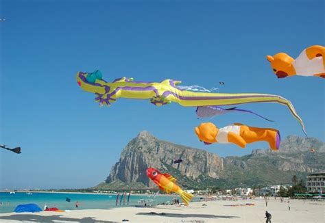 International kite festival 2013 in San Vito Lo Capo - Scent of Sicily Blog