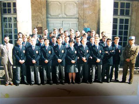 Photo de classe Terminale B 1986 de 1986 Lycée Militaire D autun