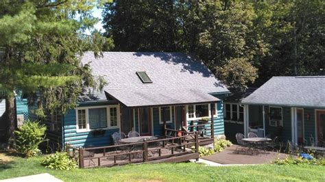 Cabins in Lake George at Cramer's Lake Breeze | Cabin Rentals