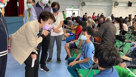 北市兒童bnt開打 銘傳國小莫德納棄打潮高達8成 工商時報