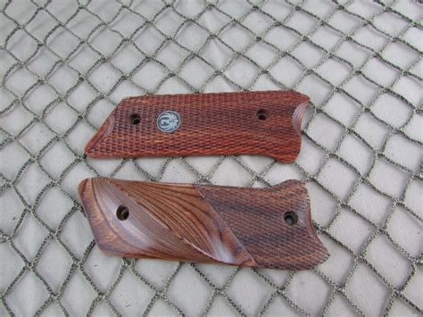 Factory Ruger Mark 2 Left Hand Thumbrest Wood Grips St Croix