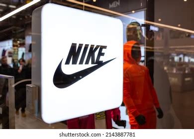 85,982 imágenes, fotos de stock, objetos en 3D y vectores sobre Nike | Shutterstock