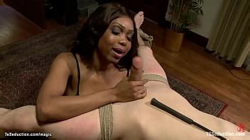 Ebony Ts Se Folla A Un Hombre Atado En La Boca Xvideos