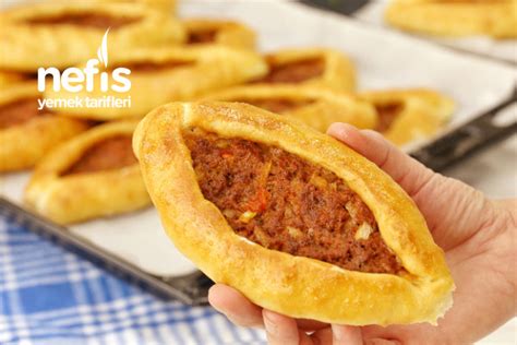 Ev Yapımı Yumuşacık Kıymalı Pide Nefis Yemek Tarifleri