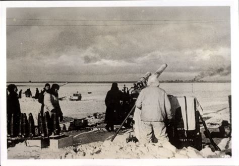 Foto Heinrich Hoffmann Abwehrfront Der Wehrmacht Zwischen Akpool De