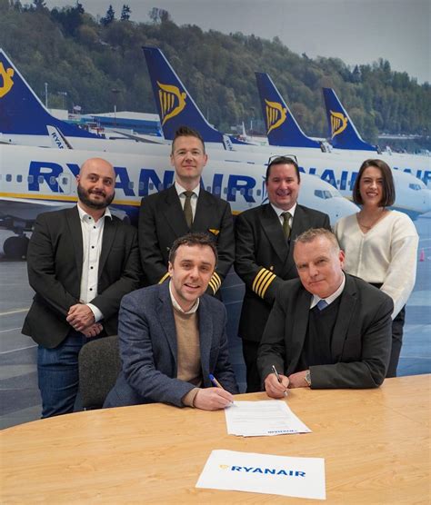 Ryanair And AFTA Launch New Pilot Training Program AFRVIATOR