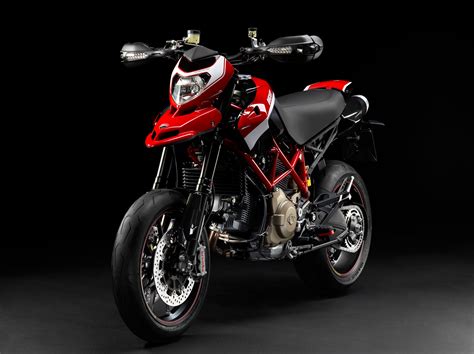 2012 Ducati Hypermotard 1100 EVO SP Corse Edition Review