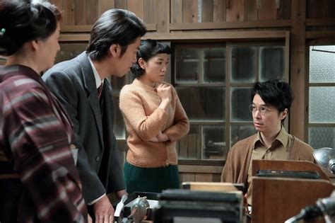 連続テレビ小説「まんぷく」第126話。特許を公開すると言う萬平（長谷川博己）に驚く世良（桐谷健太）（c）nhk ― スポニチ Sponichi