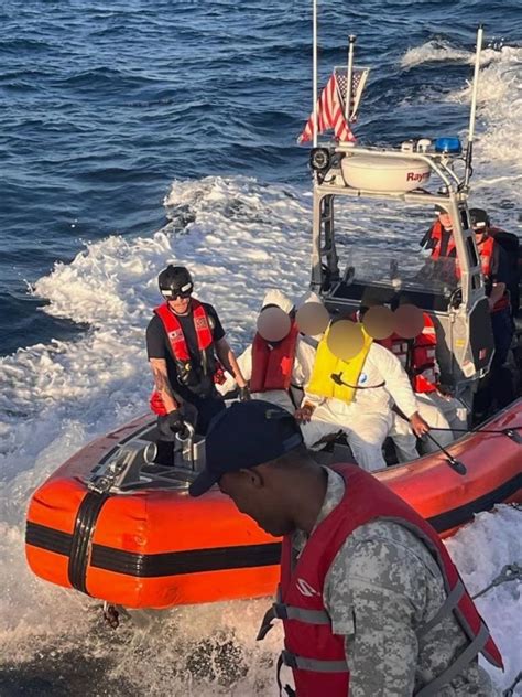 Coast Guard Repatriates 20 Illegal Immigrants To Dominican Republic