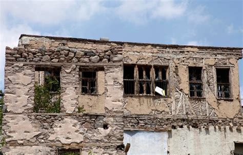 Antiga Casa De Pedra Abandonada Na Turquia Foto Premium