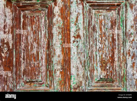 Rich Wood Grain Barn Door With Peeling Paint Texture Stock Photo Alamy