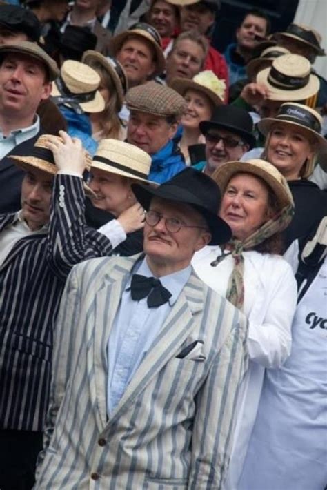 Love Ireland loves the Bloomsday costumes - IYF BLOOMSDAY RALLY DUBLIN 2012