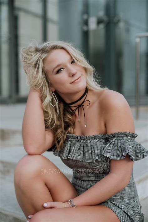 Madi Senior Portrait Photographer In Dallas Texas Bishop Lynch