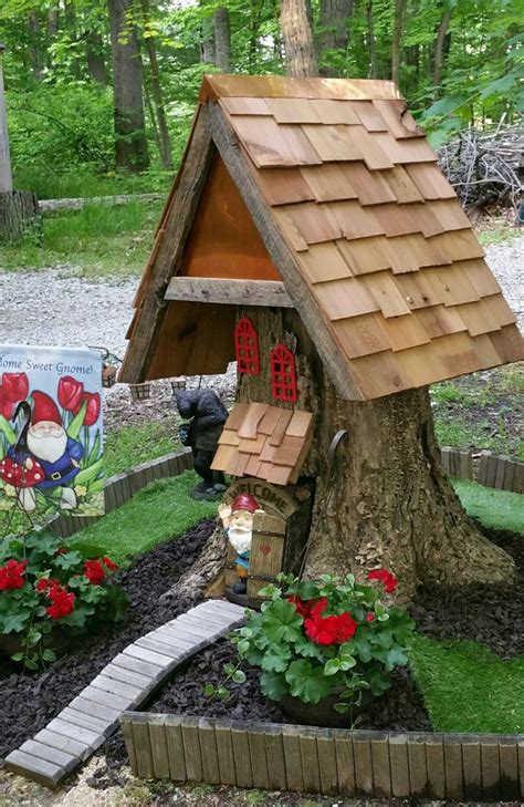 15 Excellent Tree Trunk Ideas To Decorate Your Garden - The ART in LIFE