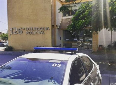 Homem Morto A Tiros No Jacar Em Cabo Frio