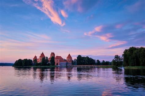 Premium Photo Trakai Island Castle In Lake Galve Lithuania