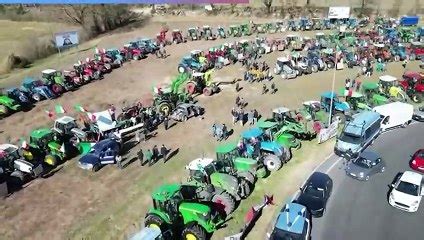 La Protesta Dei Trattori Il Video Della Manifestazione A Pesaro