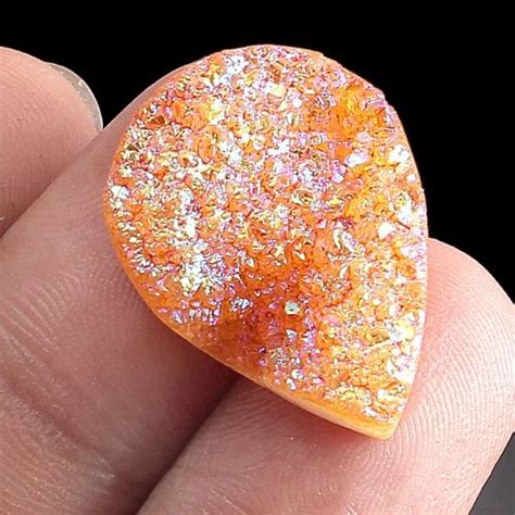 Qureshi Gems Titanium Druzy Stone At Rs Gram In Jaipur Id