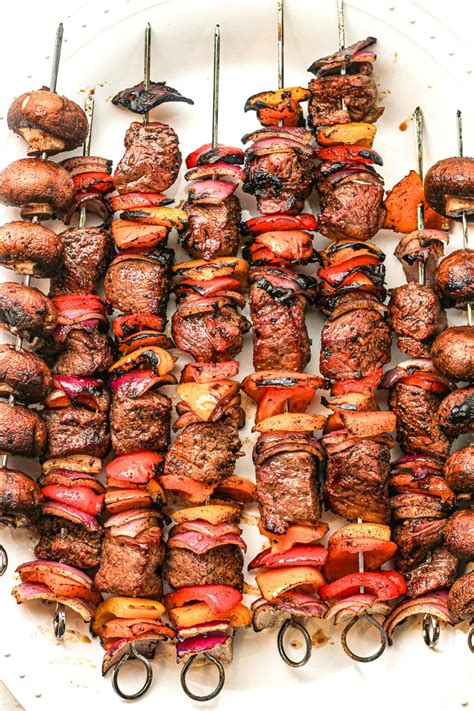 Beef Kabobs On The Grill With Colorful Vegetables Suebee Homemaker