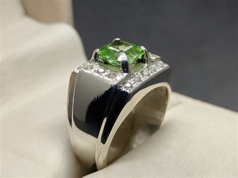 Emerald Cut Natural Carat Eye Clean Fresh Green Egyptian Peridot