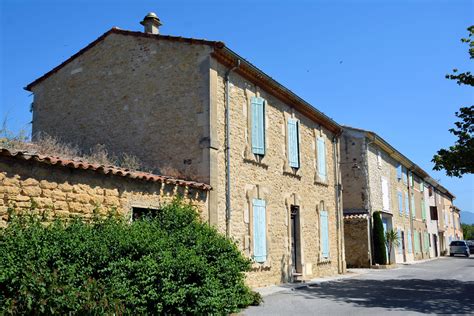 D Couvrir Le Village De Villelaure Sud Luberon Tourisme