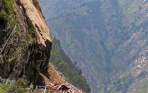 Indian Roadie Landslide At Nigulsari Kinnaur Hp On 2021 08 11 Hrtc