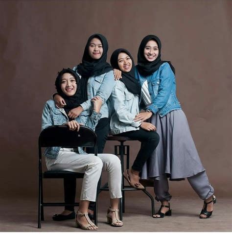 Konsep Foto Studio Tema Hitam Putih Konsep Foto A La Artis