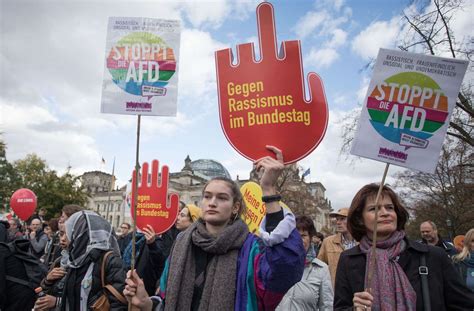 Berlin Tausende gehen gegen AfD auf Straße