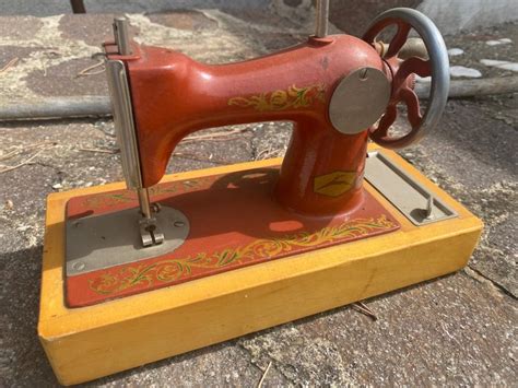 Sewing Machine Steel And Wood Catawiki