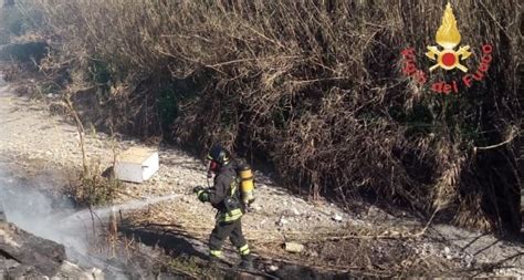 Discarica Abusiva In Fiamme Nei Pressi Del Cantagalli