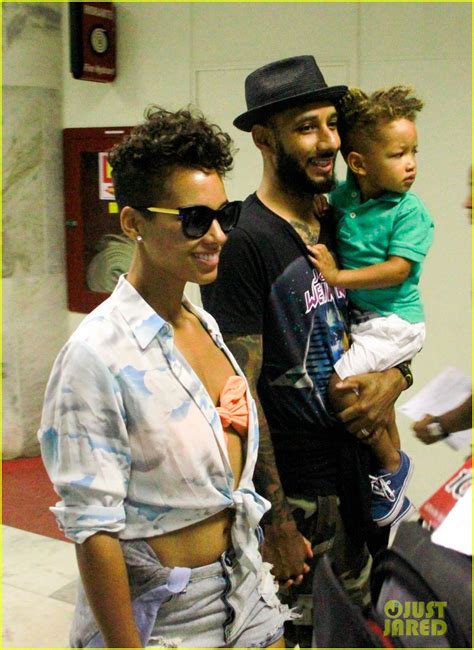 Alicia Keys Flaunts Bikini Body In Rio De Janeiro Photo 2950828