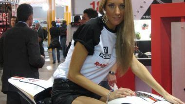 Eicma Live Le Ragazze Degli Stand