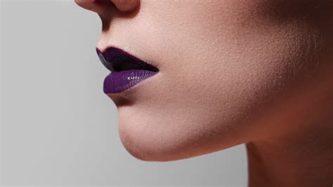 The 11 Best Plum Lipsticks for Fall 2017 — Dark Purple Lip Colors | Allure