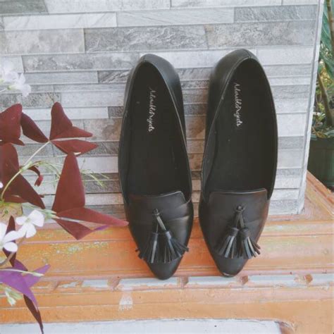 Jual Herzise Black Flatshoes Adorable Projects Preloved Sepatu