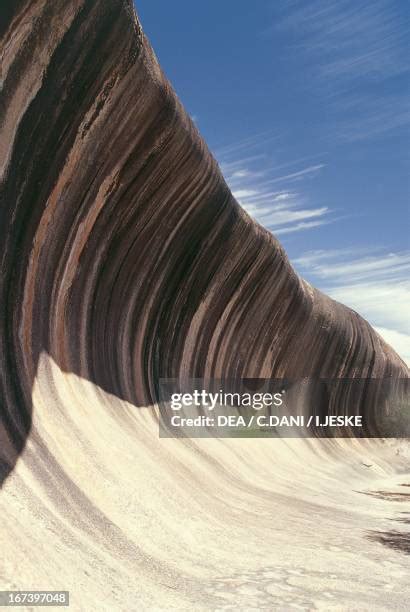 The Wave Rock Formation Photos And Premium High Res Pictures Getty Images