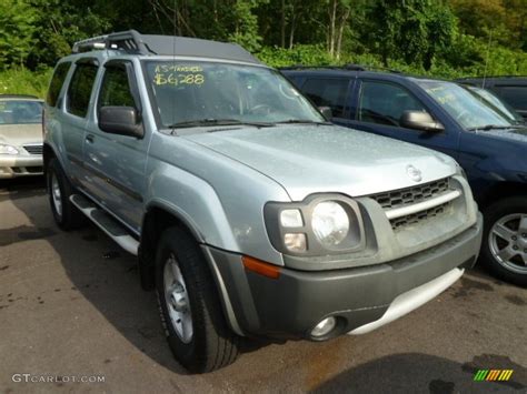 Silver Ice Metallic Nissan Xterra Xe V X Photo