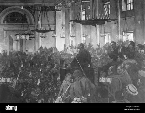 Lenin Speech Hi Res Stock Photography And Images Alamy