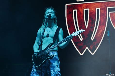 GOJIRA ALIEN WEAPONRY EMPLOYED TO SERVE Accor Arena PARIS