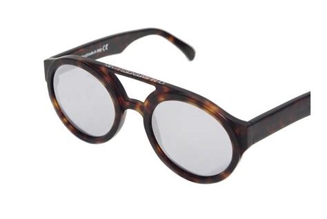 The Lunette Kollektion For John Lawrence Sullivan Collection Is Made Up Of Sunglasses With