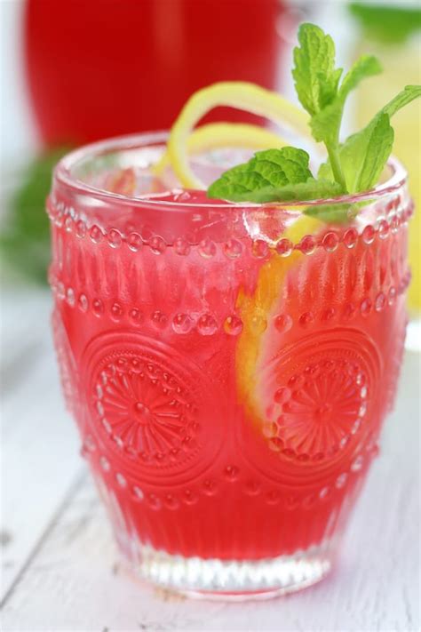 How To Make Amazing Tasting Hibiscus Pink Lemonade