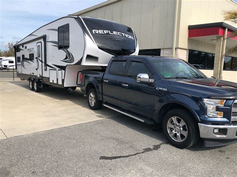 Custom 5th Wheel Tow Trucks