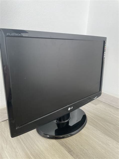 Monitor LG Flatron W2243T PF