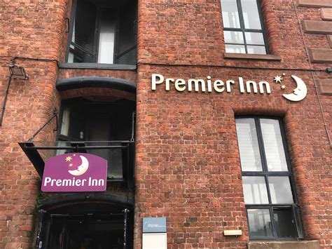 Premier Inn Albert Dock Review: Changing Rooms In Liverpool