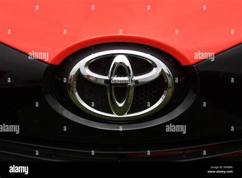 Toyota car badge Stock Photo - Alamy