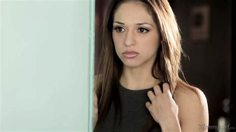 Mommy S Girl India Summer Sara Luvv Ariella Ferrera Desi Big Tits Porn Xhamster